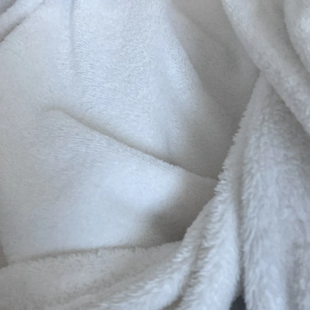 West‎ Point Home Soft Ivory White Blanket King